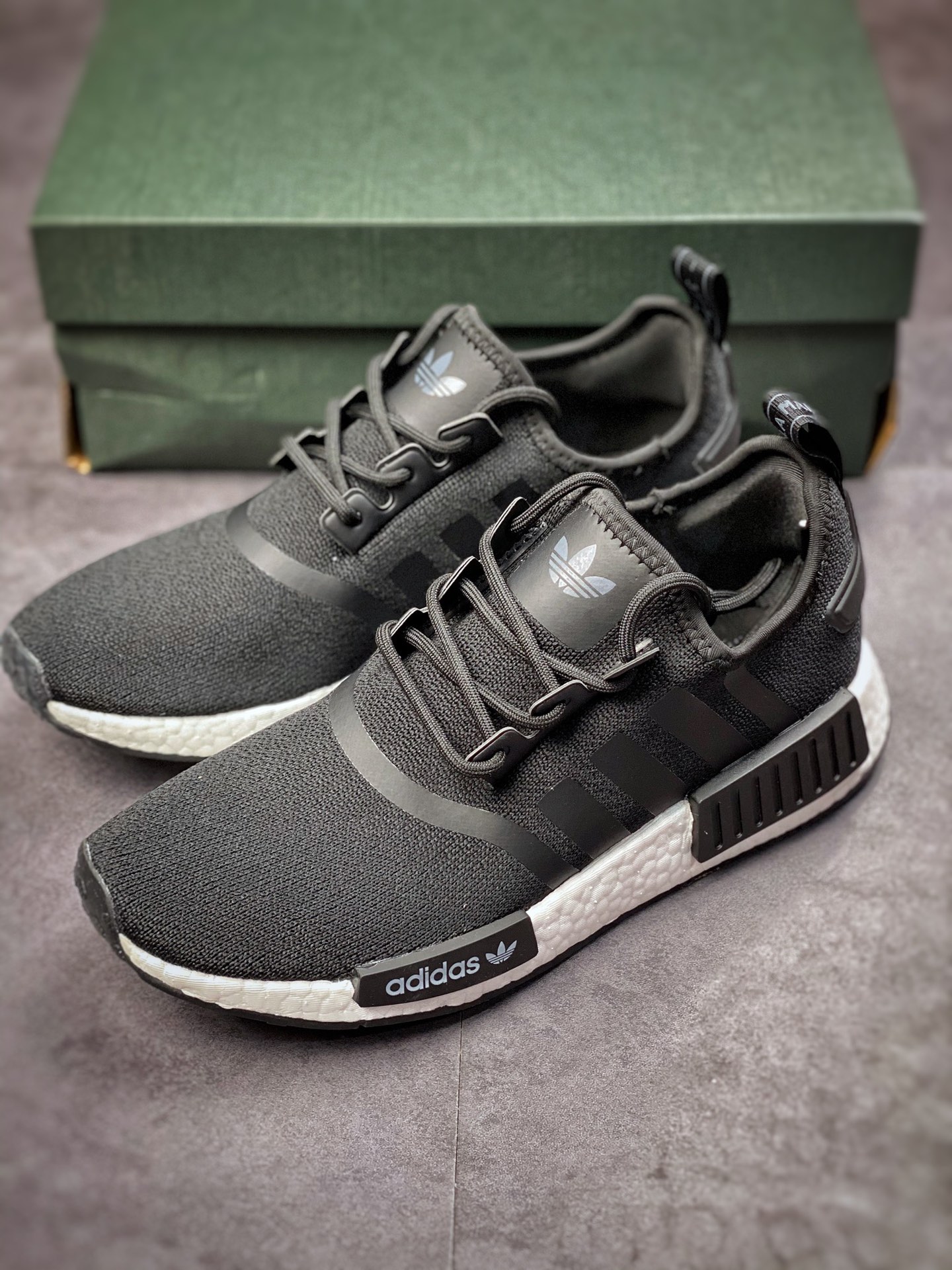 Adidas NMD _R1 breathable mesh HO2333