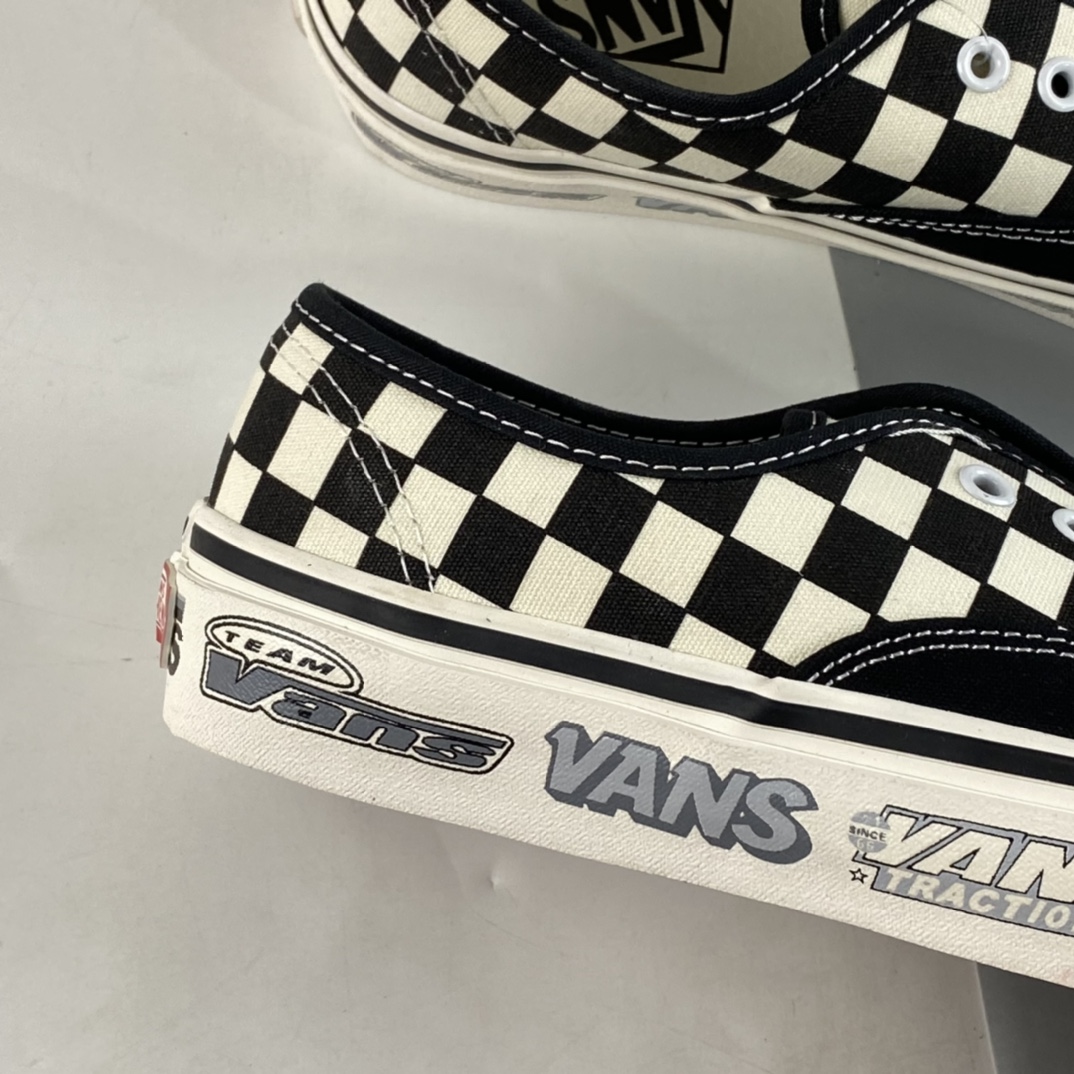 Vans Authentic Anaheim black and white checkerboard trend all-match casual sneakers VN0A2Z5L18G