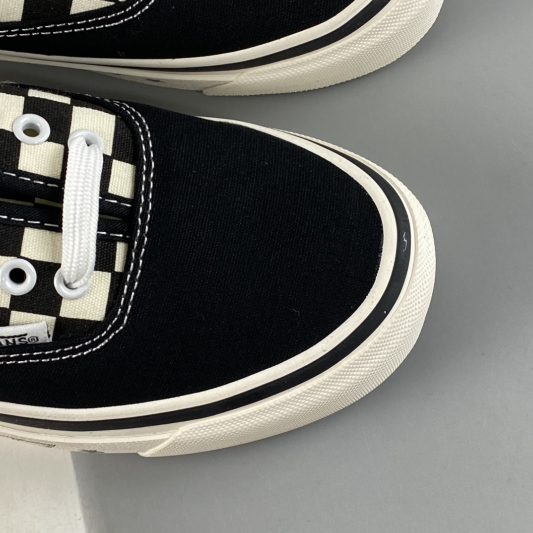 Vans Authentic Anaheim black and white checkerboard trend all-match casual sneakers VN0A2Z5L18G