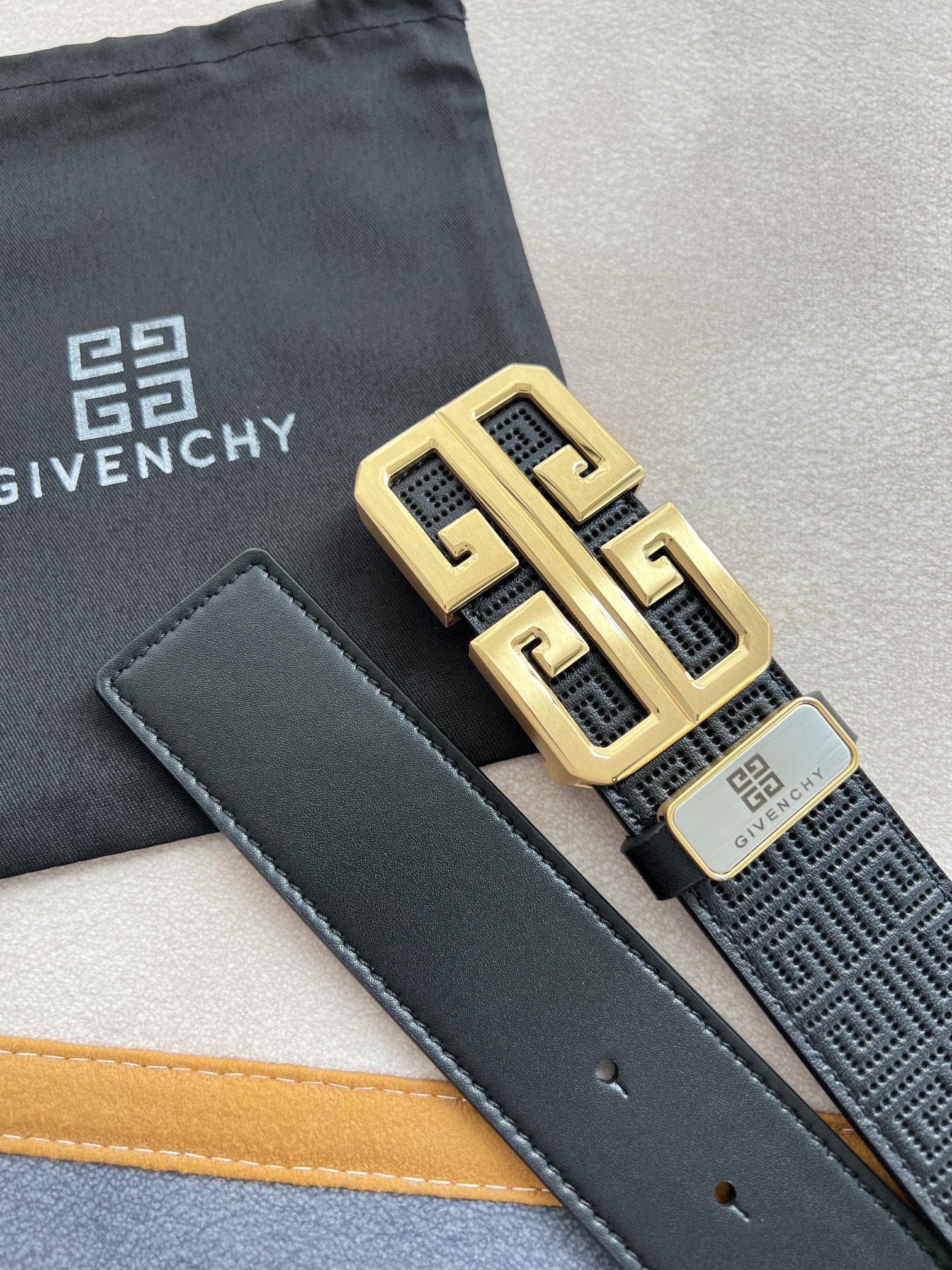 品名纪梵希.GIVENCHY腰带️皮