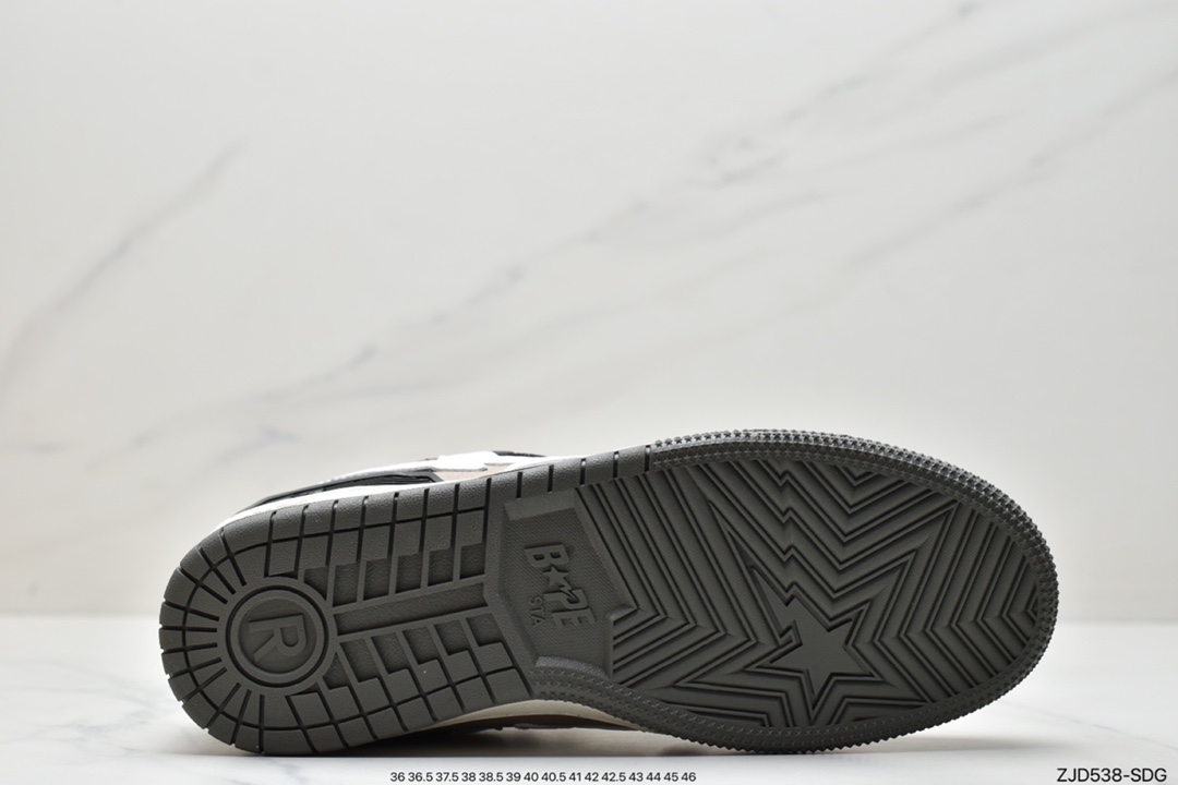Bape x Nike Air Force 1'07 Low 猿人头 低帮休闲板鞋 AA1365-118 Bape x Nike Air Force 1'07 Low 猿人头 低帮休闲板鞋 AA1365-118