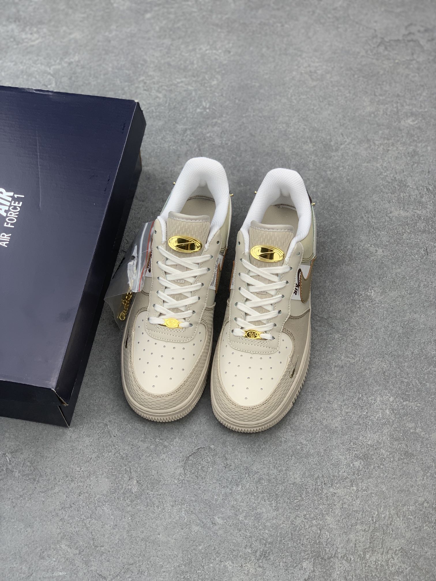 Nike Air Force 1 '07 Low Premium Edition Fashion Sneakers 9 i1659718441 6394 7