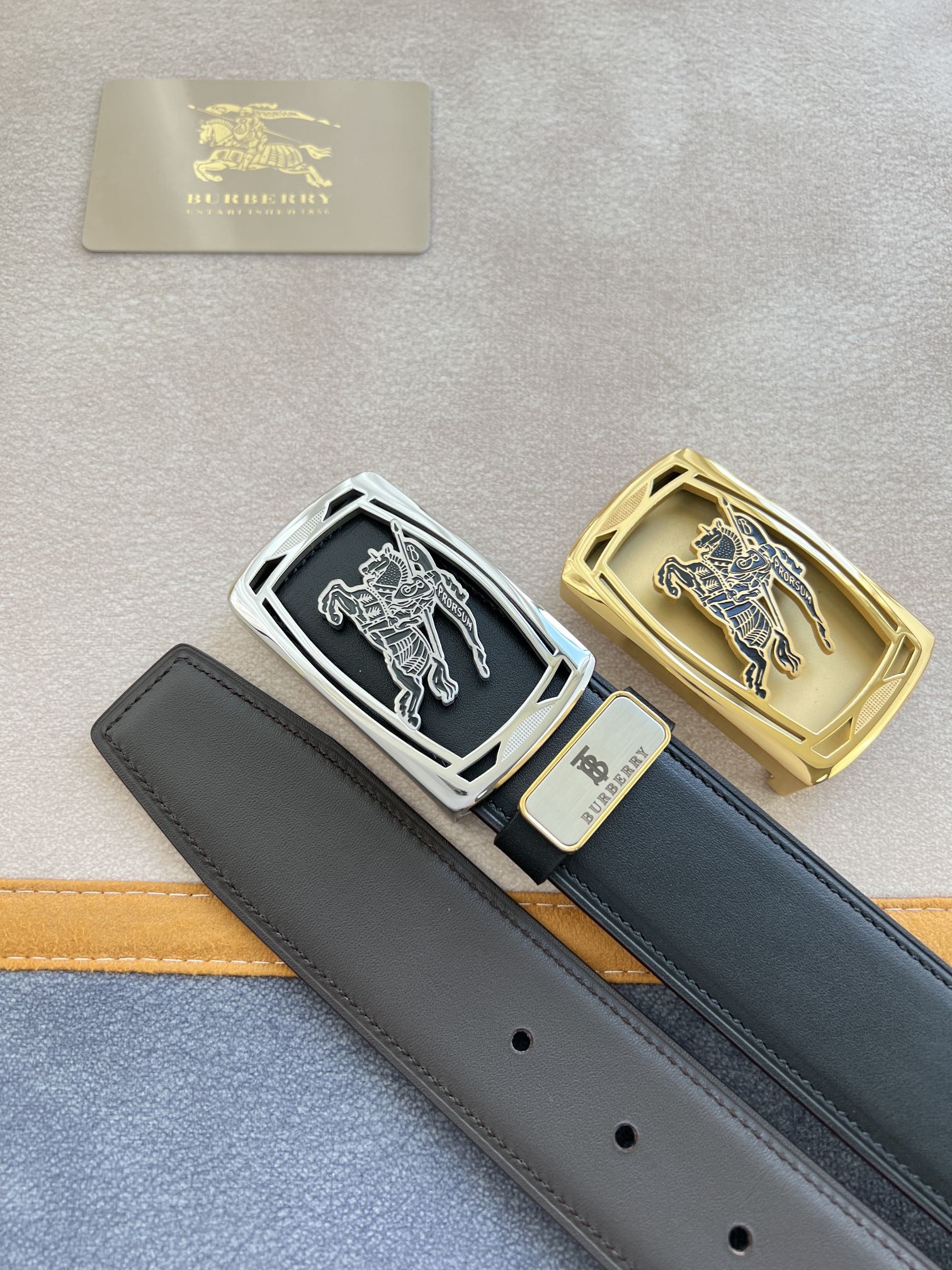 品名巴宝莉.Burberry️腰带皮