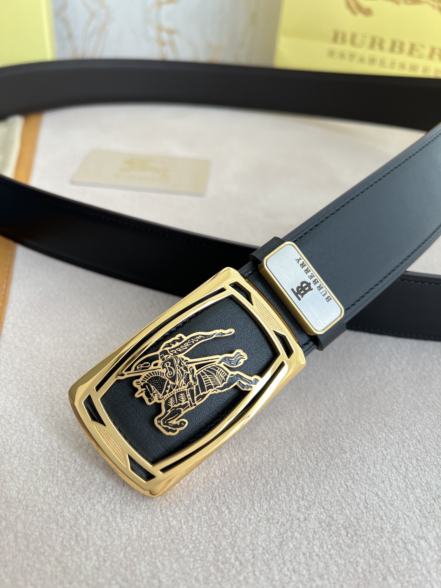 品名巴宝莉.Burberry️腰带皮