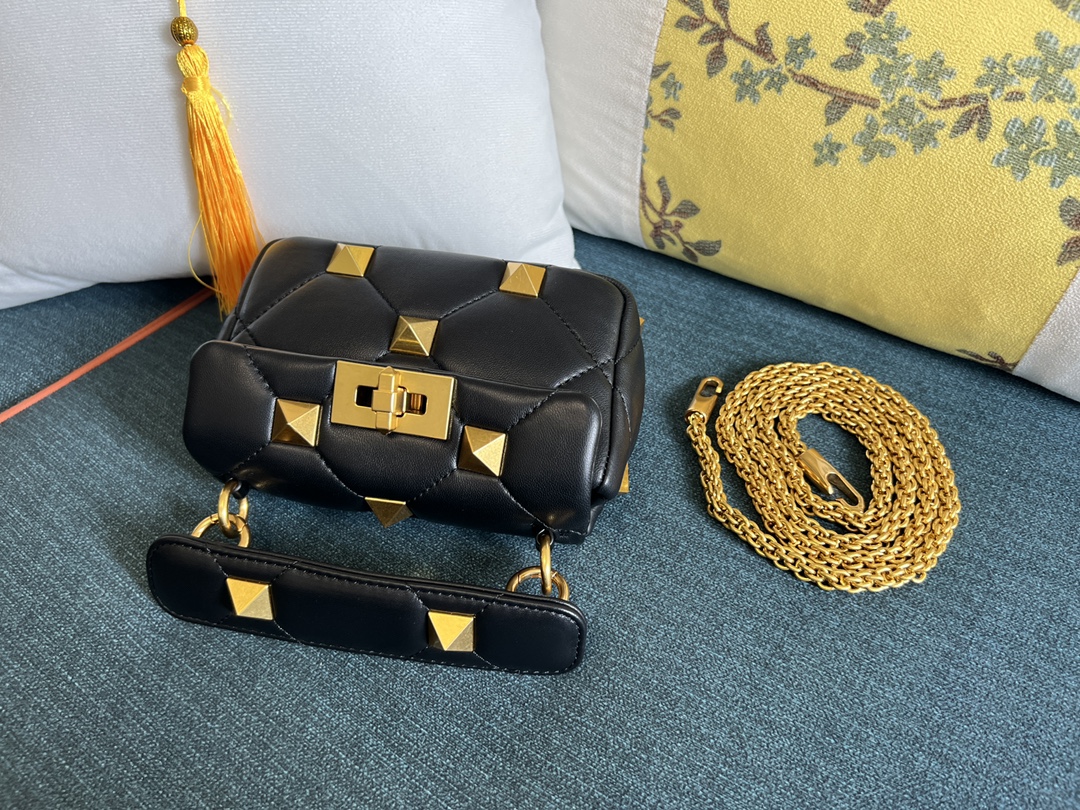 [Valentino Women