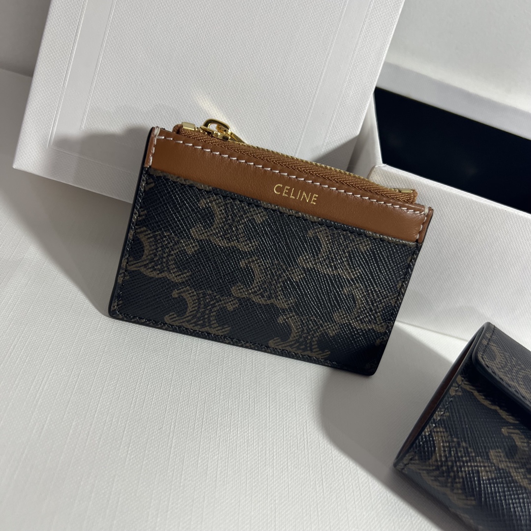 TRIOMPHE 标志印花短款钱包 ，尺寸9.5x7.5x3 ，TRIOMPHE CANVAS 标志印花