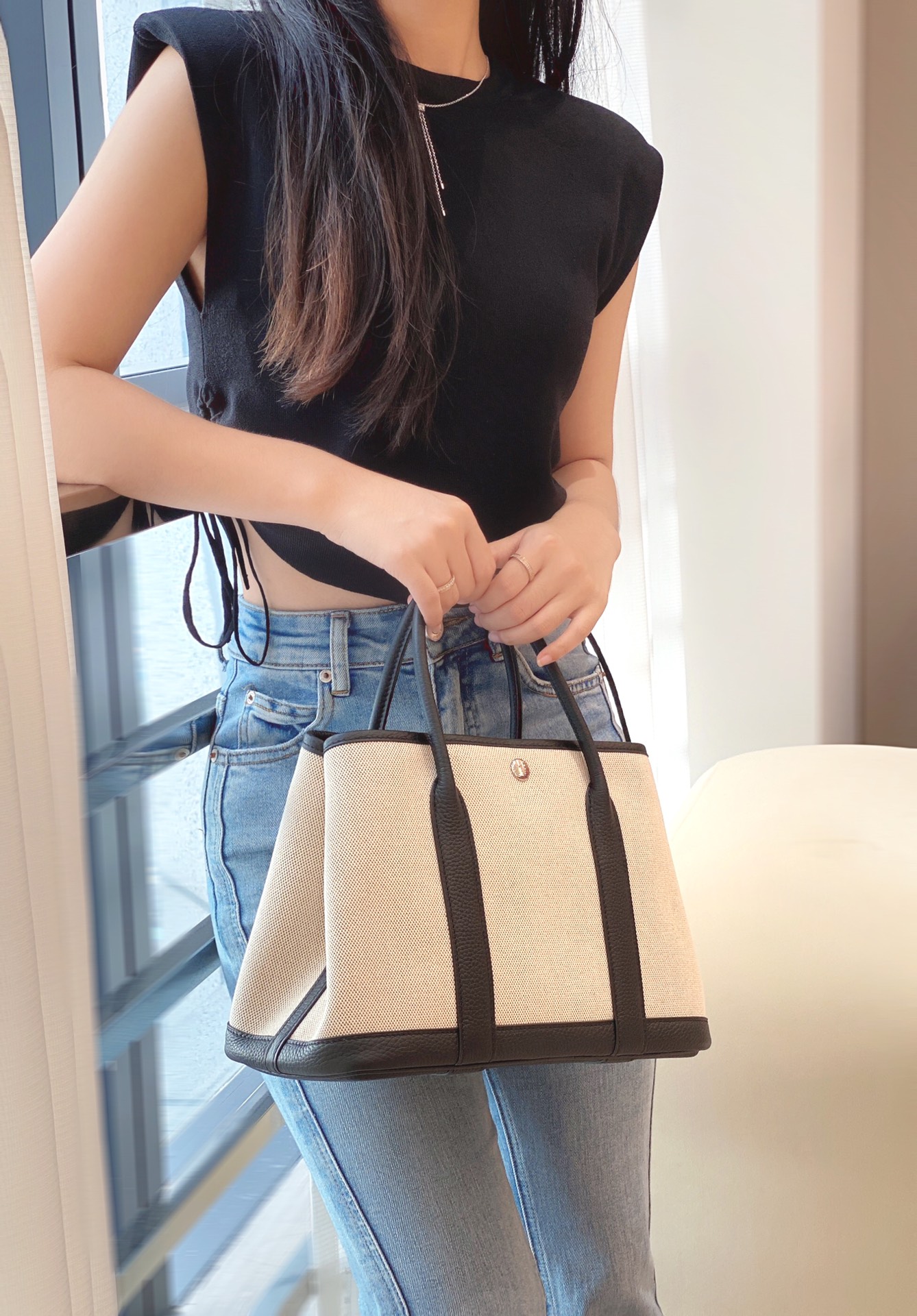 Ferragamo Classic Handcrafted Luxury Leather Shoulder Bag Ref 5