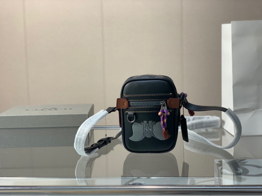 J0  Coach 蔻驰 真是越来越时髦，在北京SK18