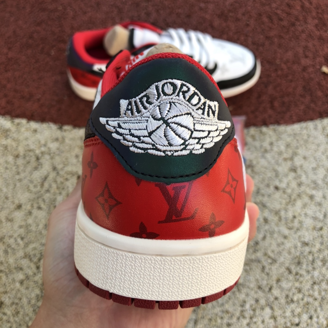 Travis Scott x Nike Air Jordan 1 Low AJ1 联名lv低帮板鞋TS 联名倒钩 DM7866-318