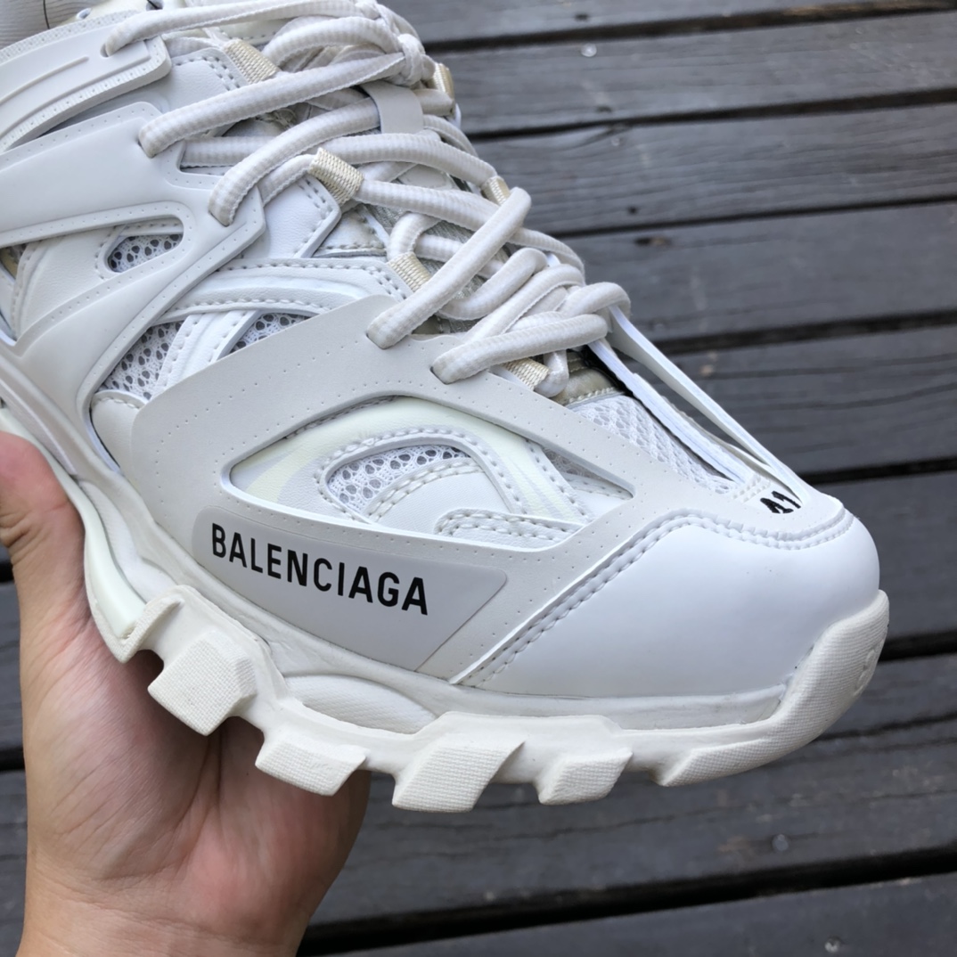 3.0 Pure White Balenciaga Triple S Old Shoes