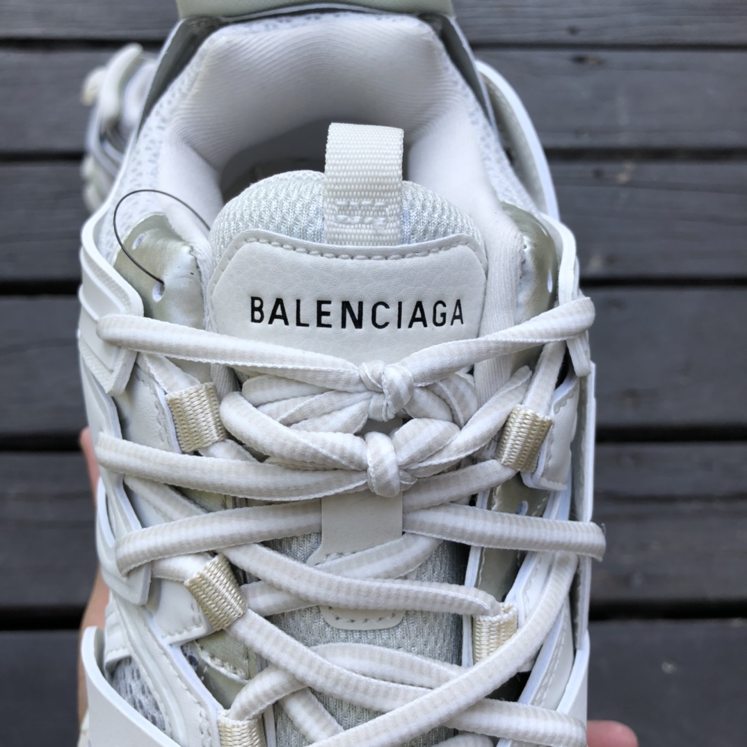 3.0 Pure White Balenciaga Triple S Old Shoes