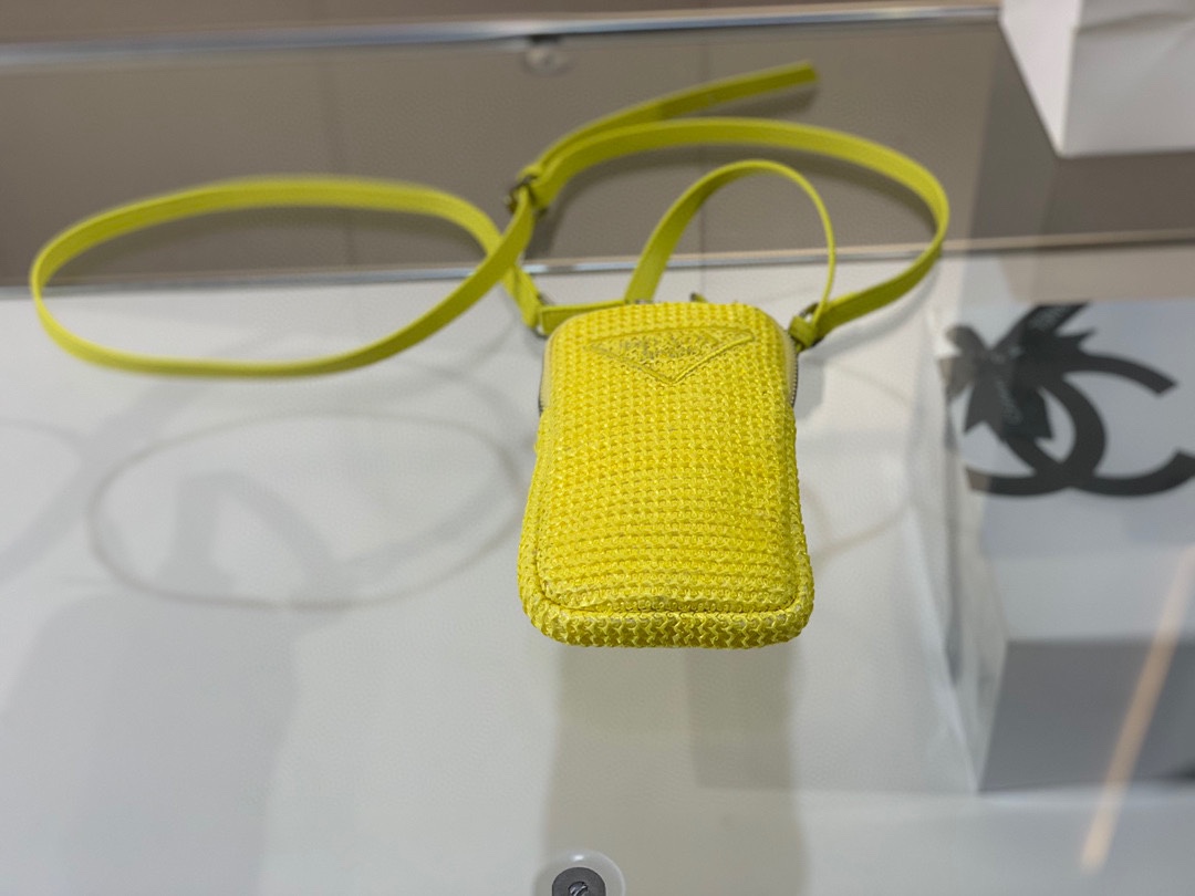 I5  普拉达 Prada 配盒子 亚麻手机包 尺寸10 18cm