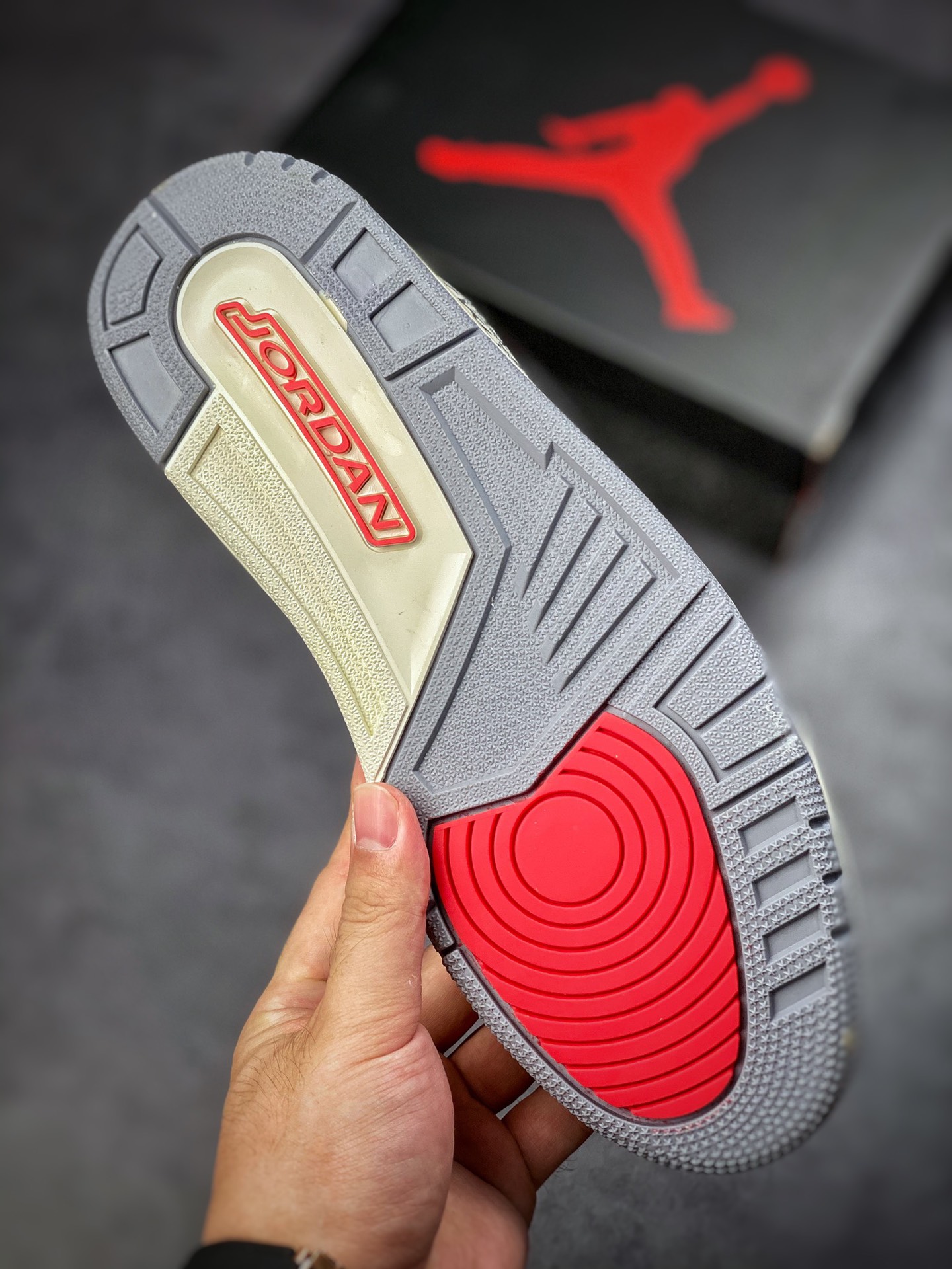 240 Air Jordan 3 Retro Low 黑金水泥 CK9246-067