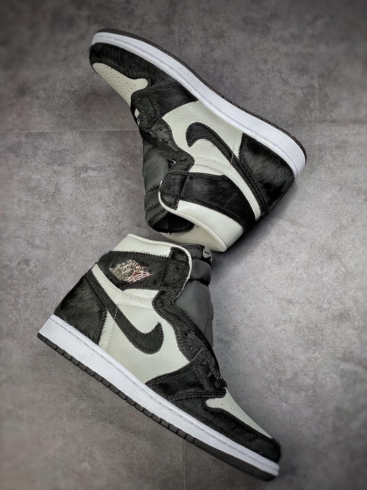 260 Air Jordan 1 High OG “Twist 2.0”马毛黑灰DZ2523-001