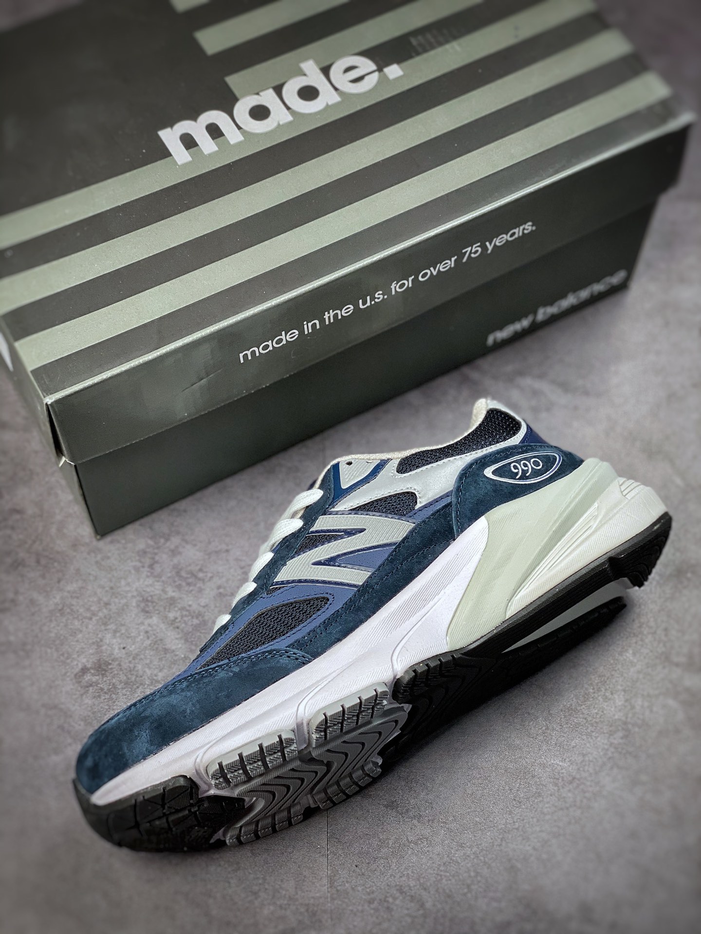 New Balance in USA M990V6 Sixth Generation Series M990NV6