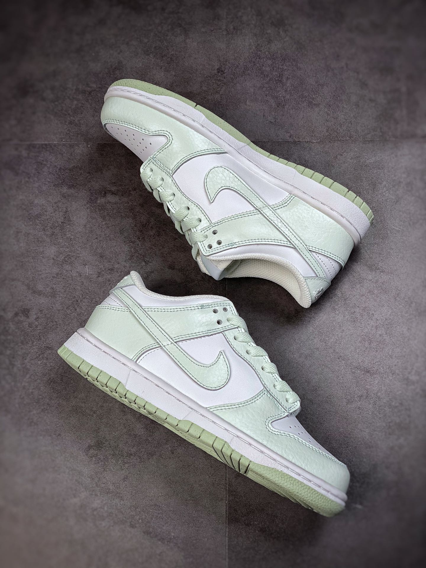 300 Nike SB Dunk Low ”White Mint” 淡绿配色 DN1431-102