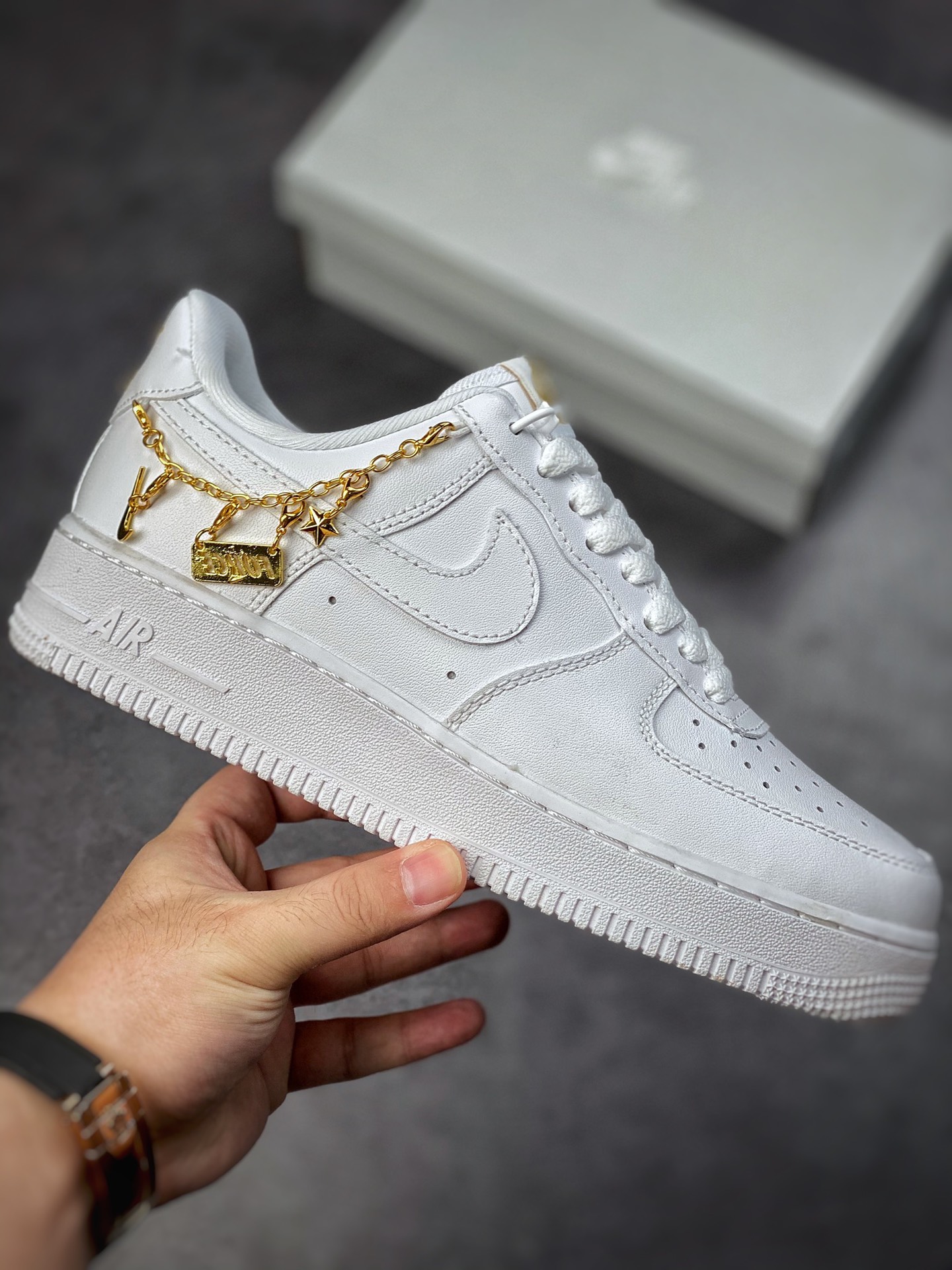 150 Nike Air Force 1 Low 07 LX ”Lucky Charms” 幸运符DD1525-100