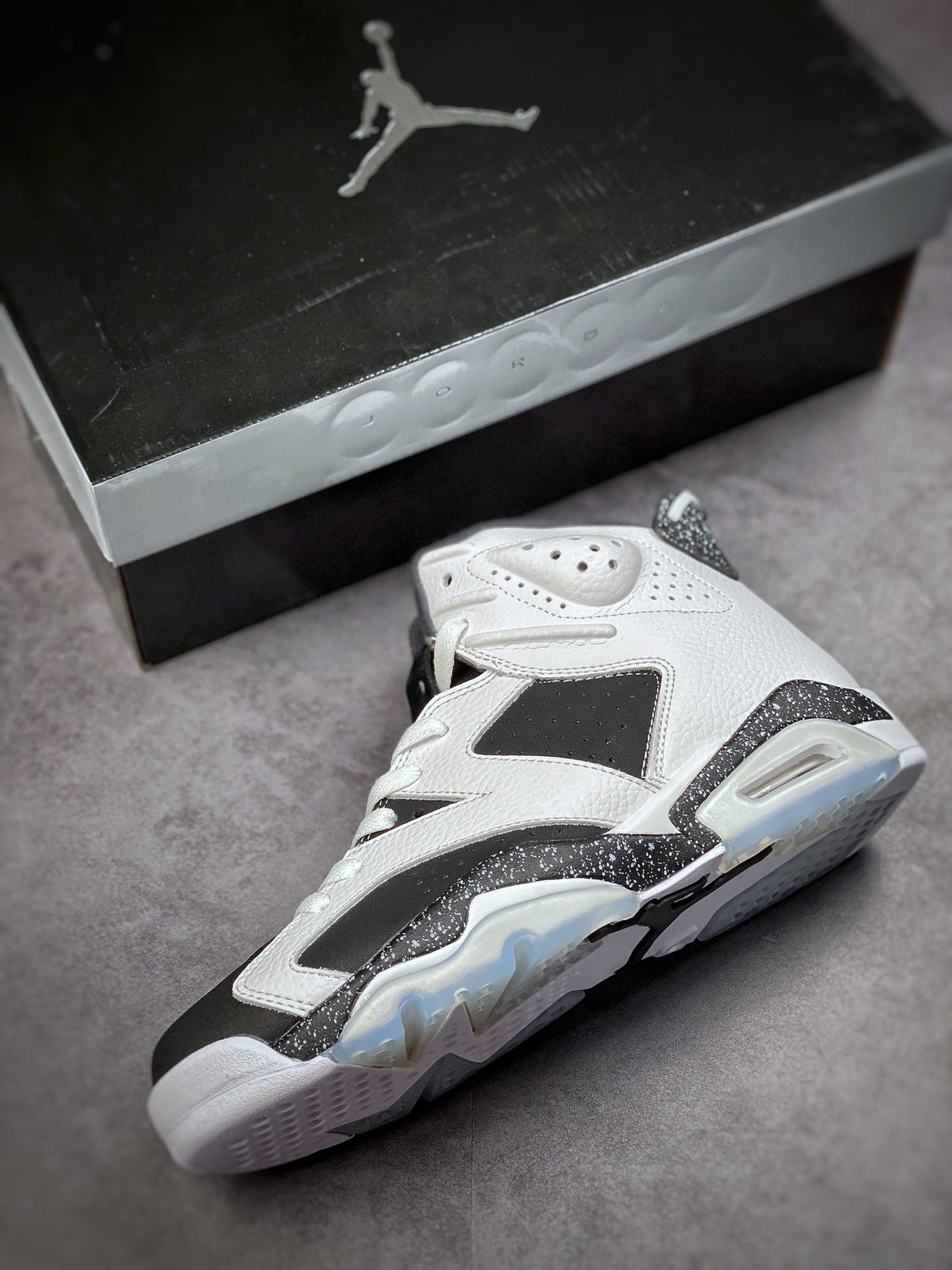 280 Air Jordan 6 Retro 奥利奥  384664-101