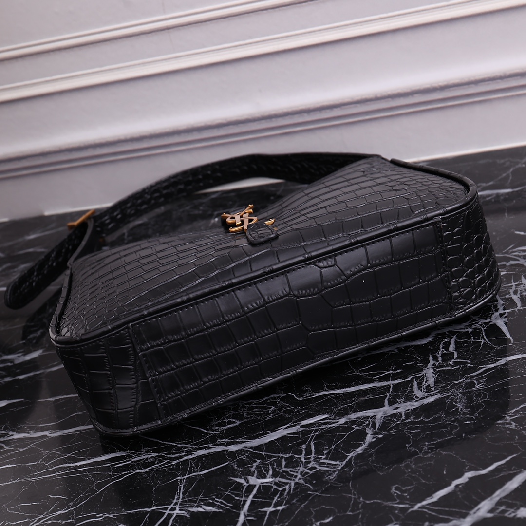 Saint Laurent Le 5 à 7 Black crocodile-embossed leather 23x16x6.5cm shoulder everyday