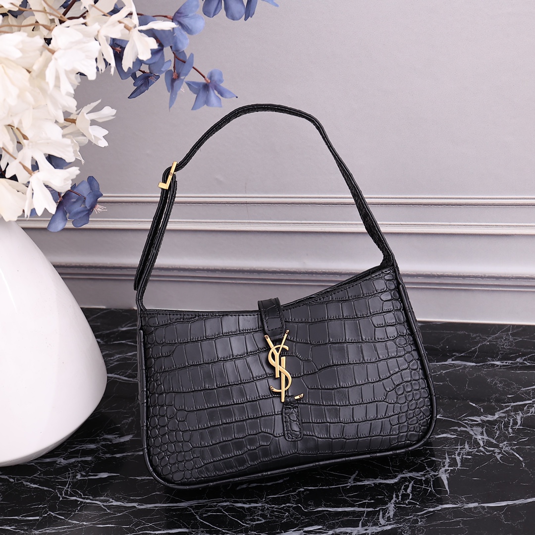 Saint Laurent Le 5 à 7 Black crocodile-embossed leather 23x16x6.5cm shoulder everyday