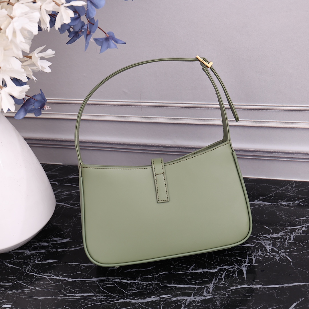Saint Laurent Le 5 à 7 Light green 23x16x6.5cm shoulder everyday