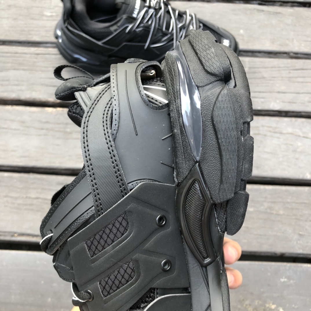 3.0 Black Balenciaga Triple S Dad Shoes