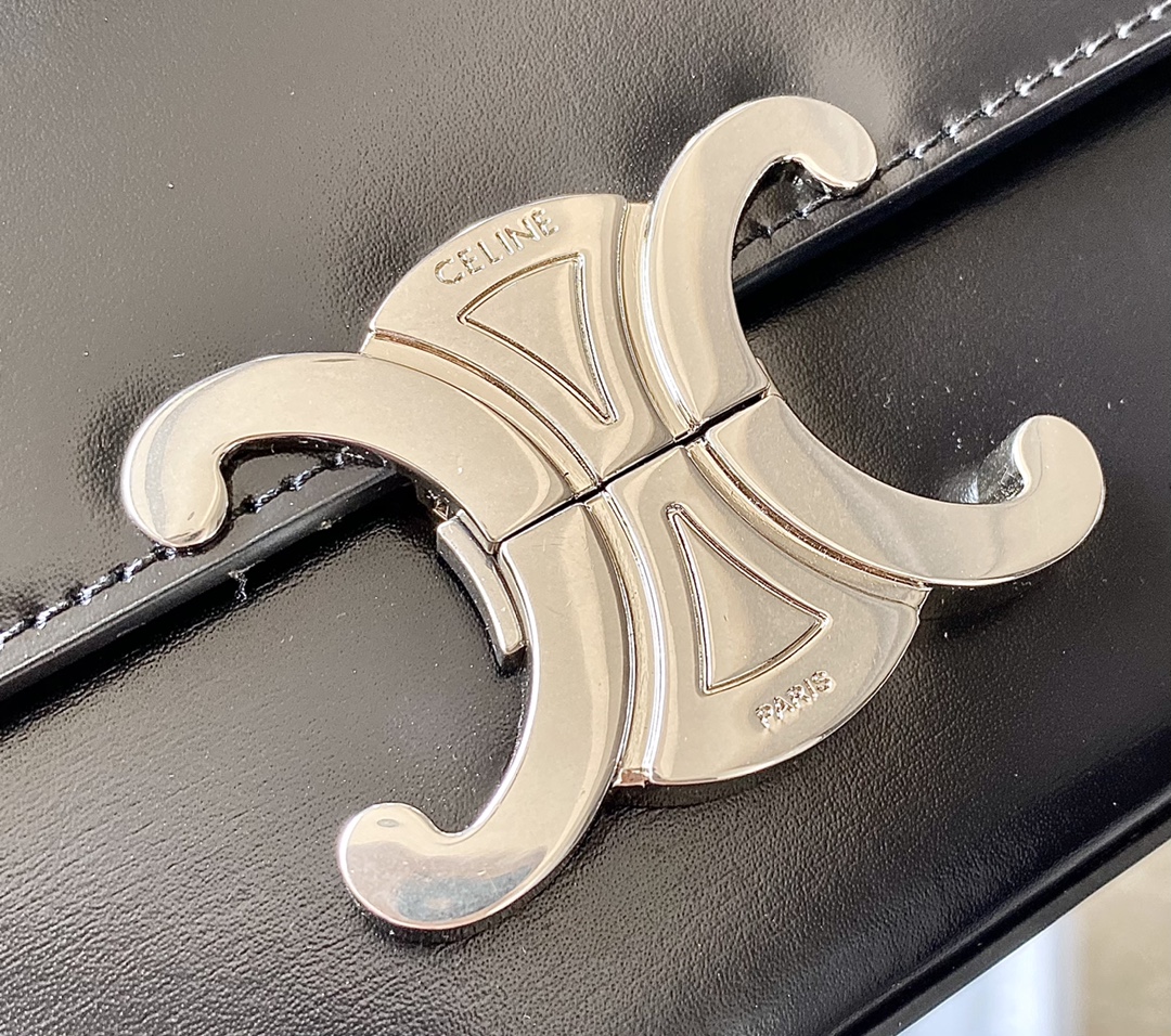 CELINE赛琳最新经典款链条腋下包197992