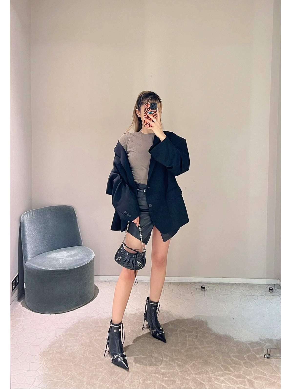 Balenciaga Le Cagole Mini 20CM 黑色平纹月牙包 695814