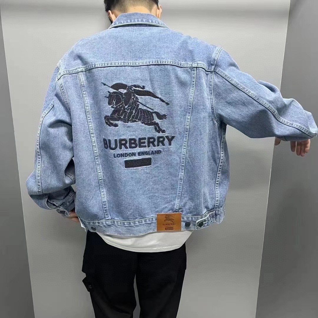 300 Burberry/x巴宝莉Supreme联名战马系列 刺绣牛仔外套