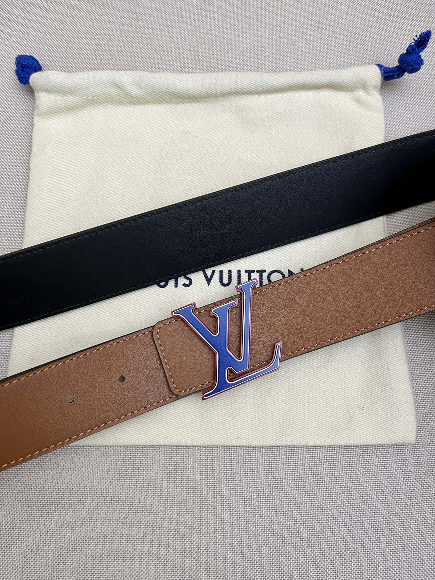品牌LV路易威登！原单皮带腰带双面使