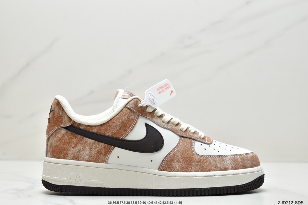 Nike Air Force1 白蓝低帮休闲板鞋DJ3911-101 Nike Air Force1 白蓝低帮休闲板鞋DJ3911-101