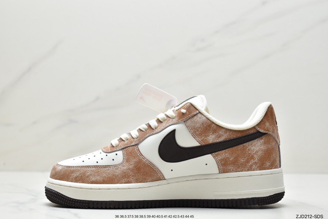 Nike Air Force1 白蓝低帮休闲板鞋DJ3911-101 Nike Air Force1 白蓝低帮休闲板鞋DJ3911-101