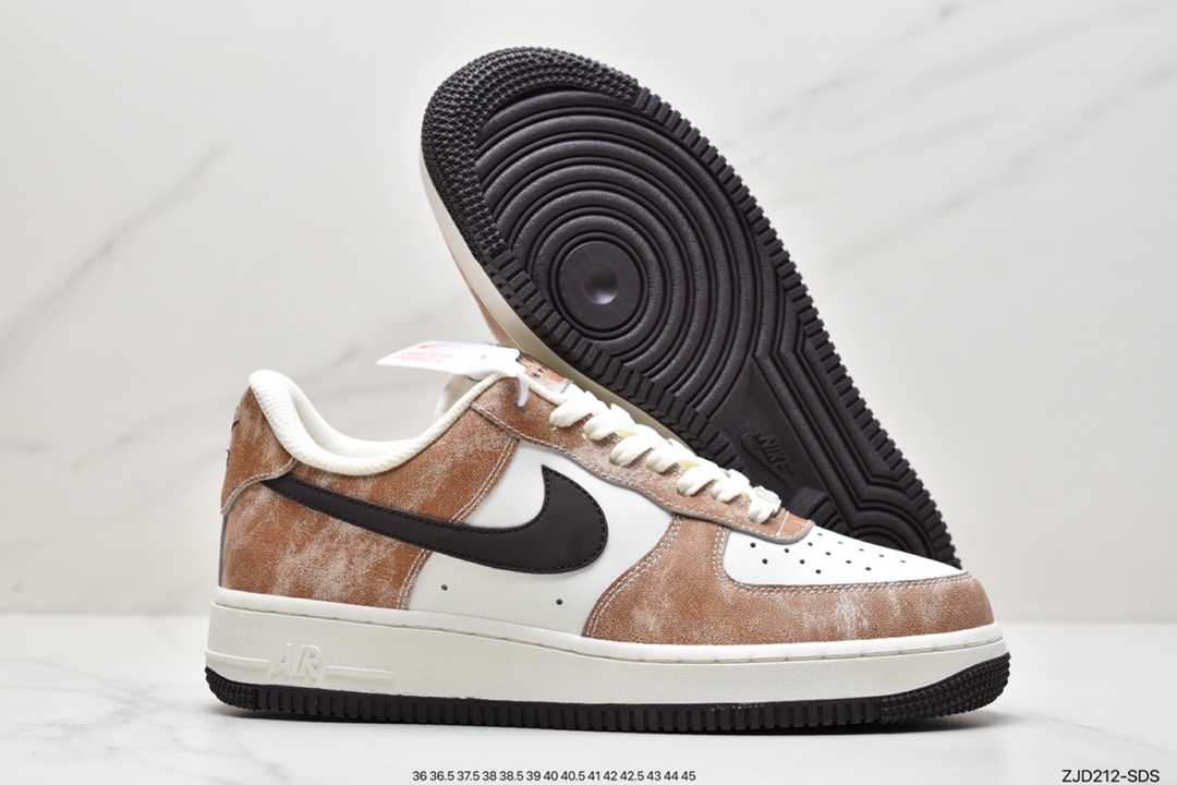 Nike Air Force1 白蓝低帮休闲板鞋DJ3911-101 Nike Air Force1 白蓝低帮休闲板鞋DJ3911-101