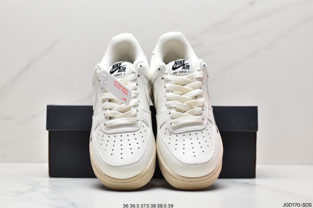 Nike Air Force 1 DJ9942-400