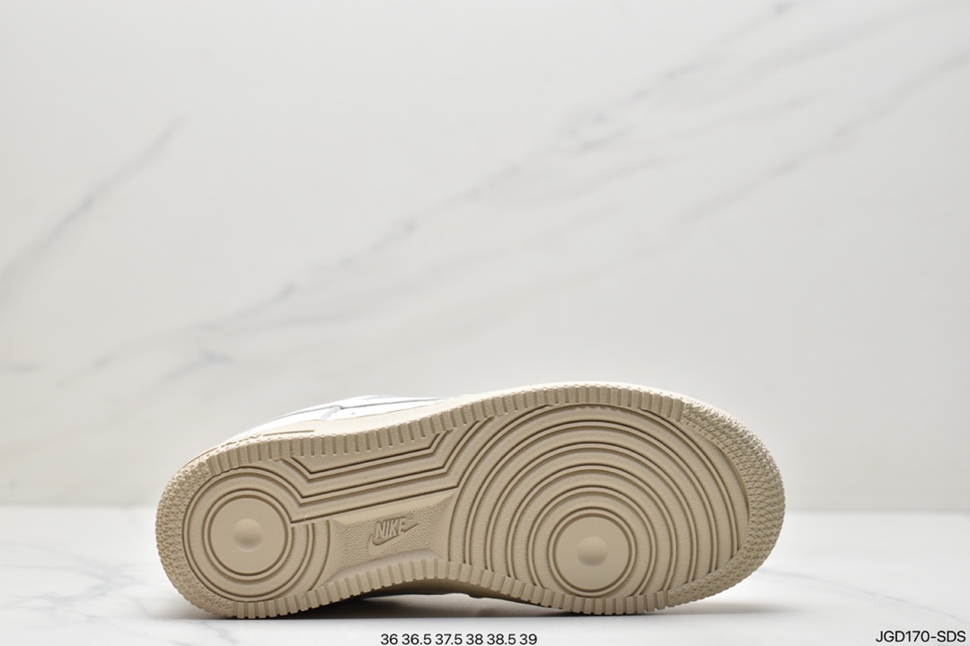 Nike Air Force 1 DJ9942-400