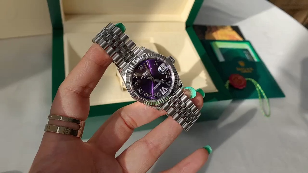 Rolex 日志型茄紫盘，31mm