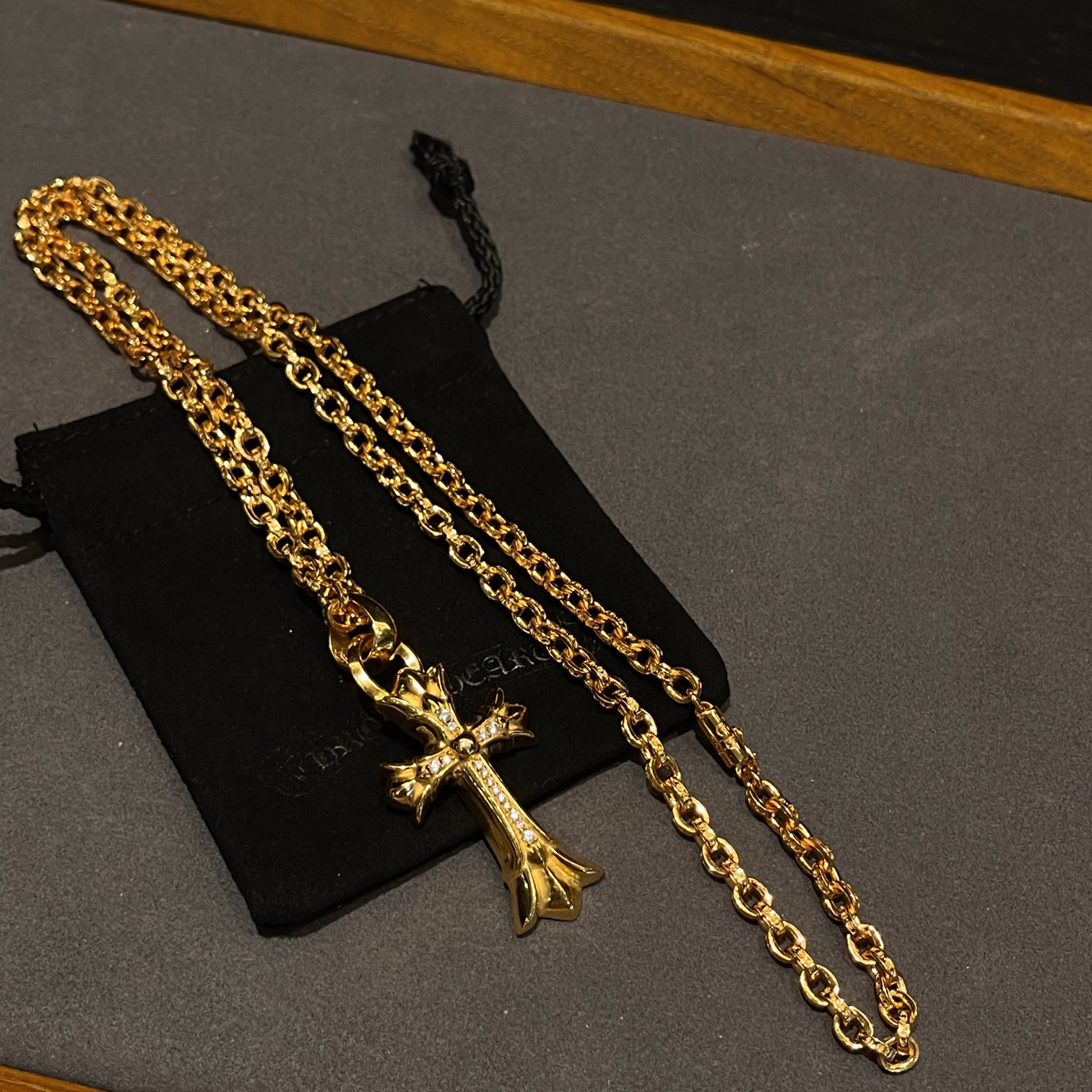 NO:380166,Croxin Gold-plated stone-studded cross chain Original replica Inlay craftsmanship classic double-layer cross shape hand-written lettering Length: 60cm, jewelry fine, chrome hearts, gold plating19860909克罗心 镀金镶石叠十字架链 原版复刻 镶嵌工艺经典双层十字架造型手工刻字  长度:60cm,饰品精品,chrome hearts,gold plating,Jewelry
