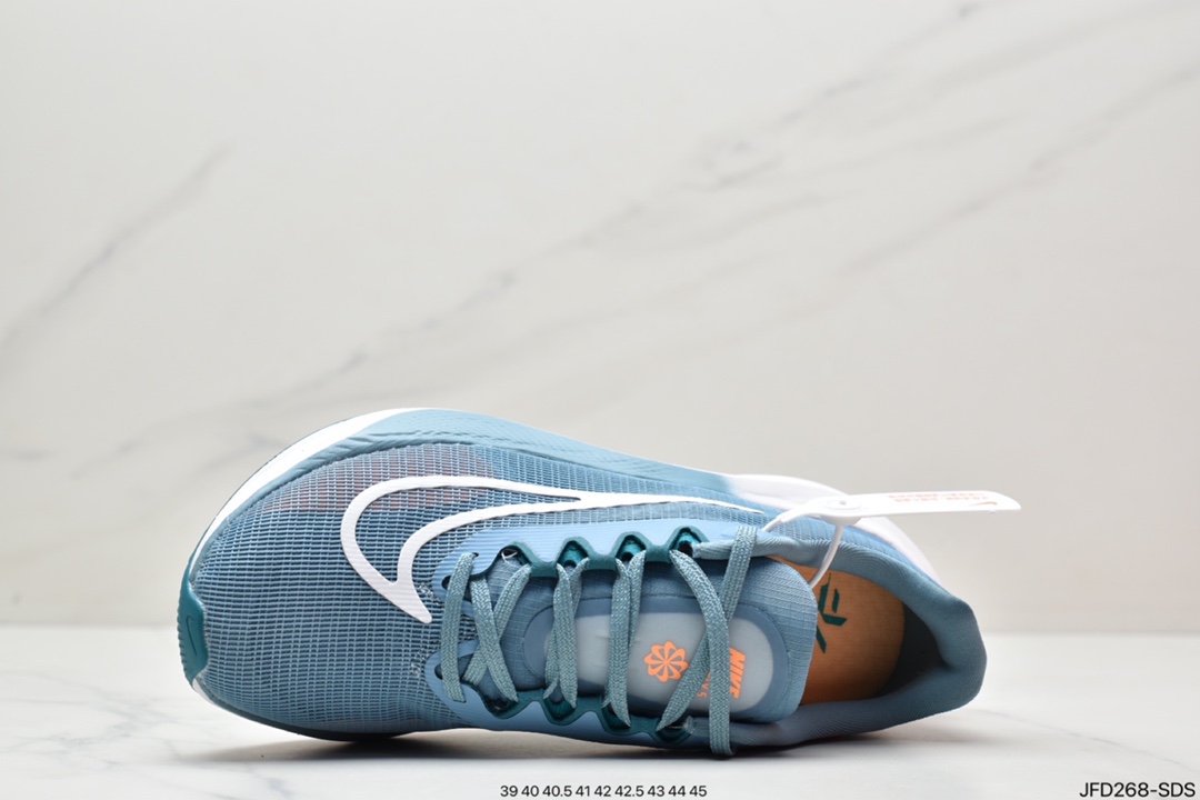 Nike Zoom Fly 5 超弹轻盈跑步鞋 DM8968-400 Nike Zoom Fly 5 超弹轻盈跑步鞋 DM8968-400