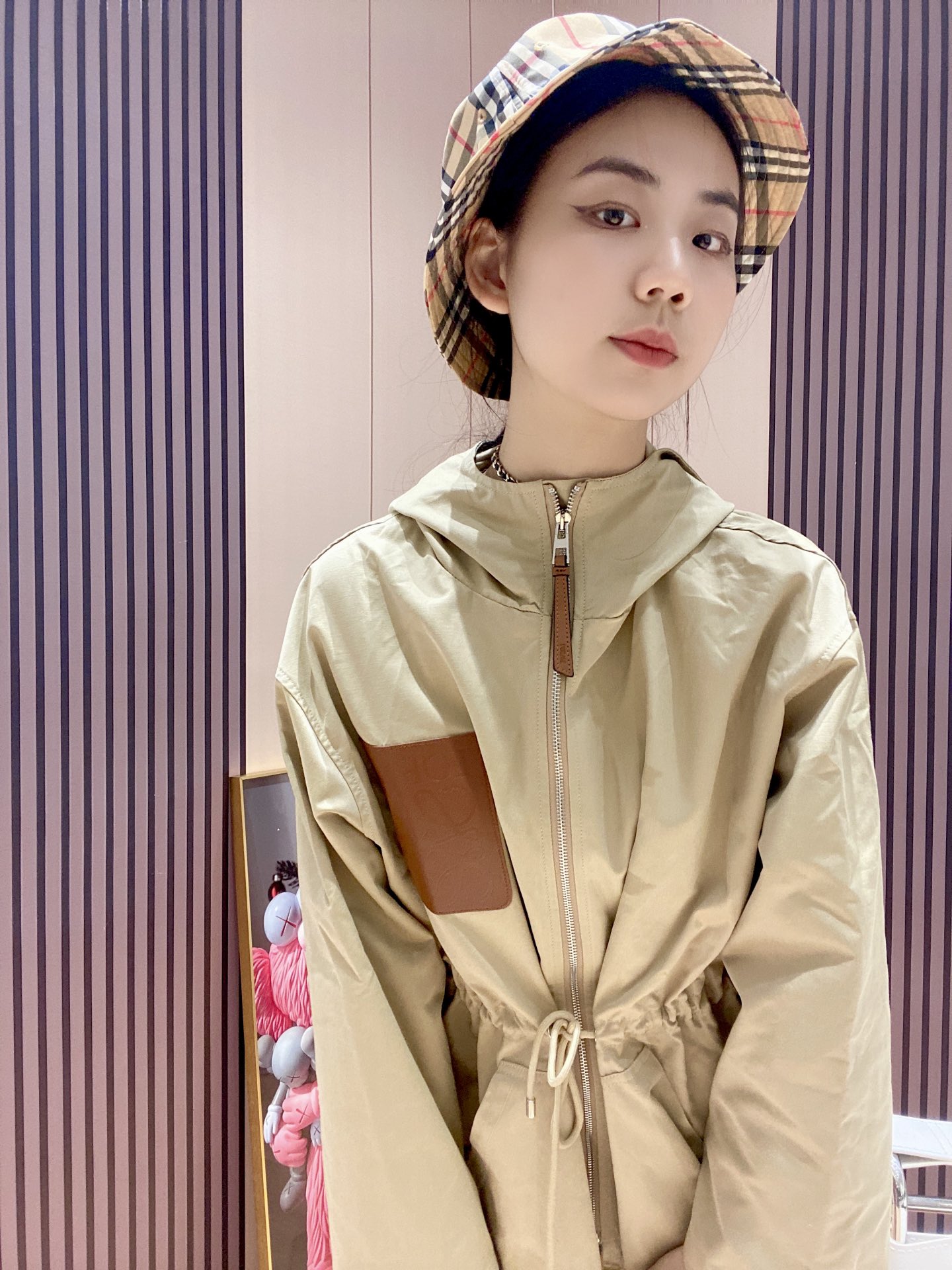 2022Loewe2022ss披肩式连帽风衣外套
