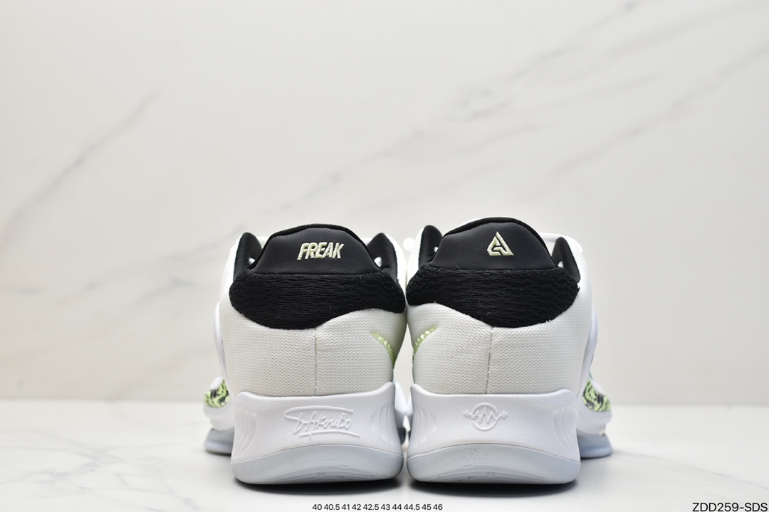 全新批次Nike zoom freak 4代 字母哥同款实战篮球鞋DJ6149-100 全新批次Nike zoom freak 4代 字母哥同款实战篮球鞋DJ6149-100