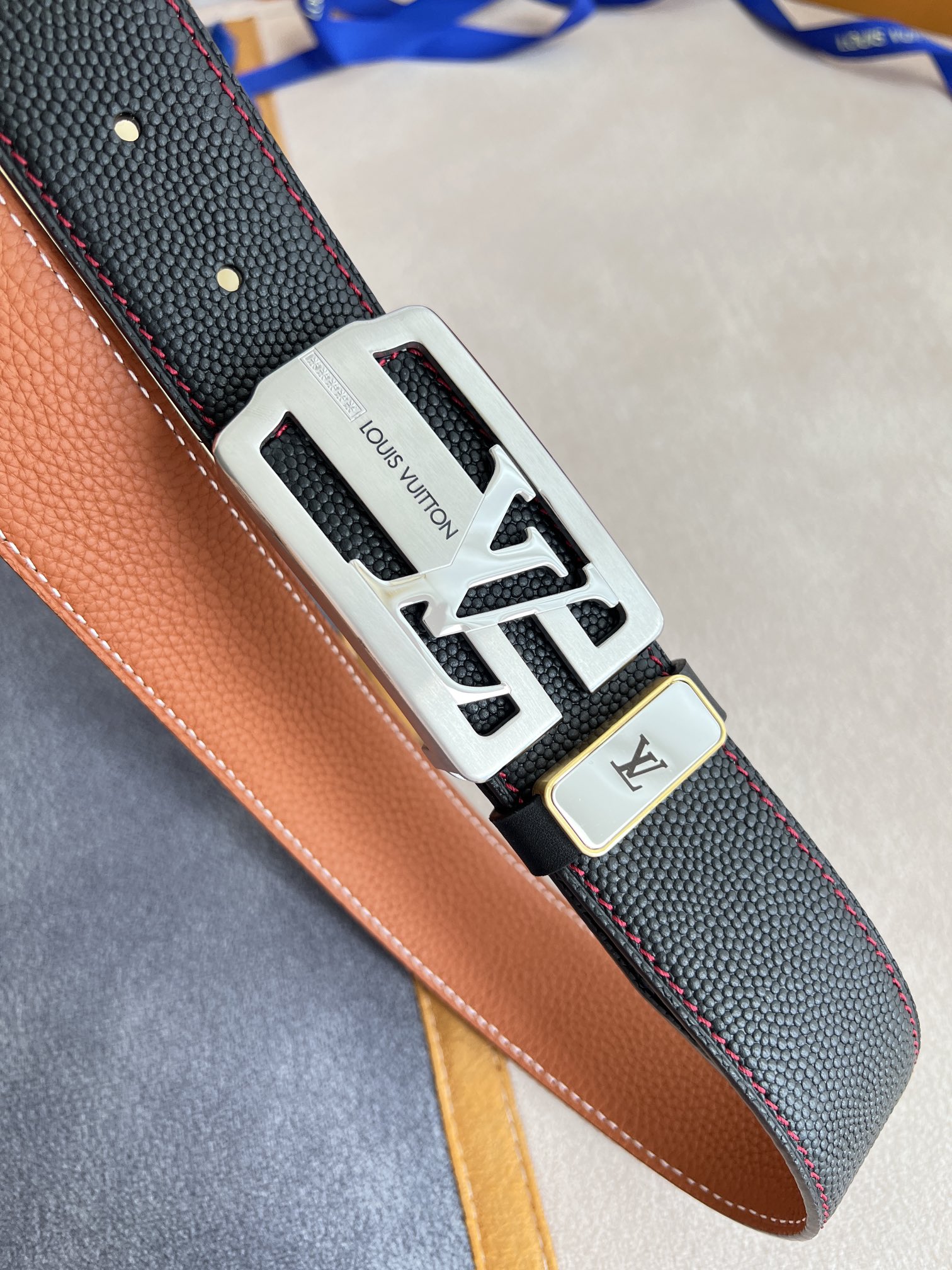 品名LV..路易..威登️腰带皮带原