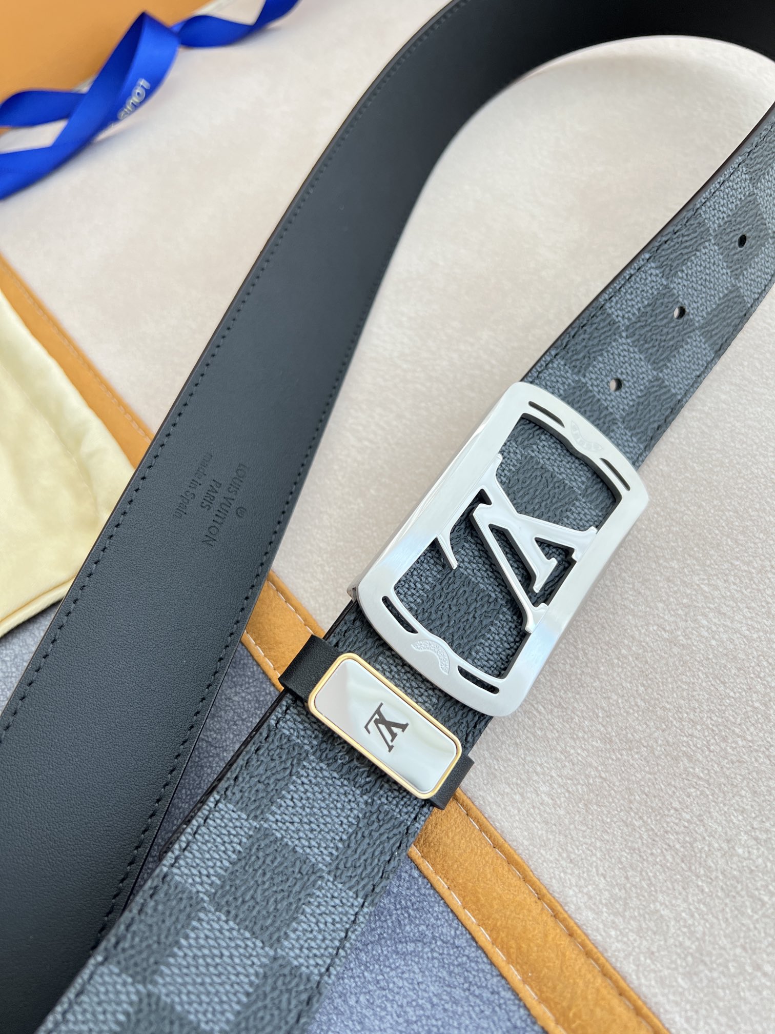 品名LV..路易..威登️腰带皮带原