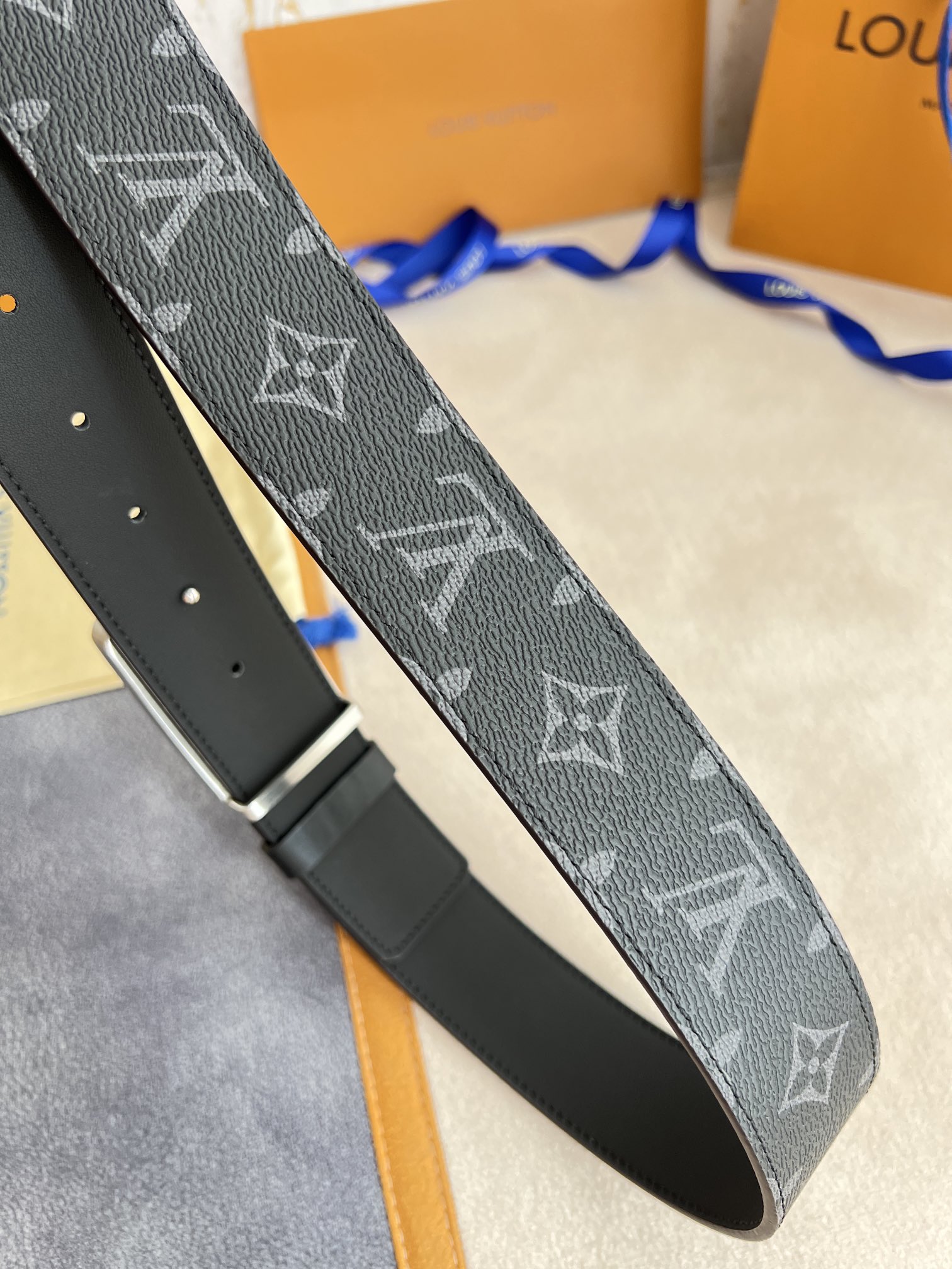 品名LV..路易..威登️腰带皮带原