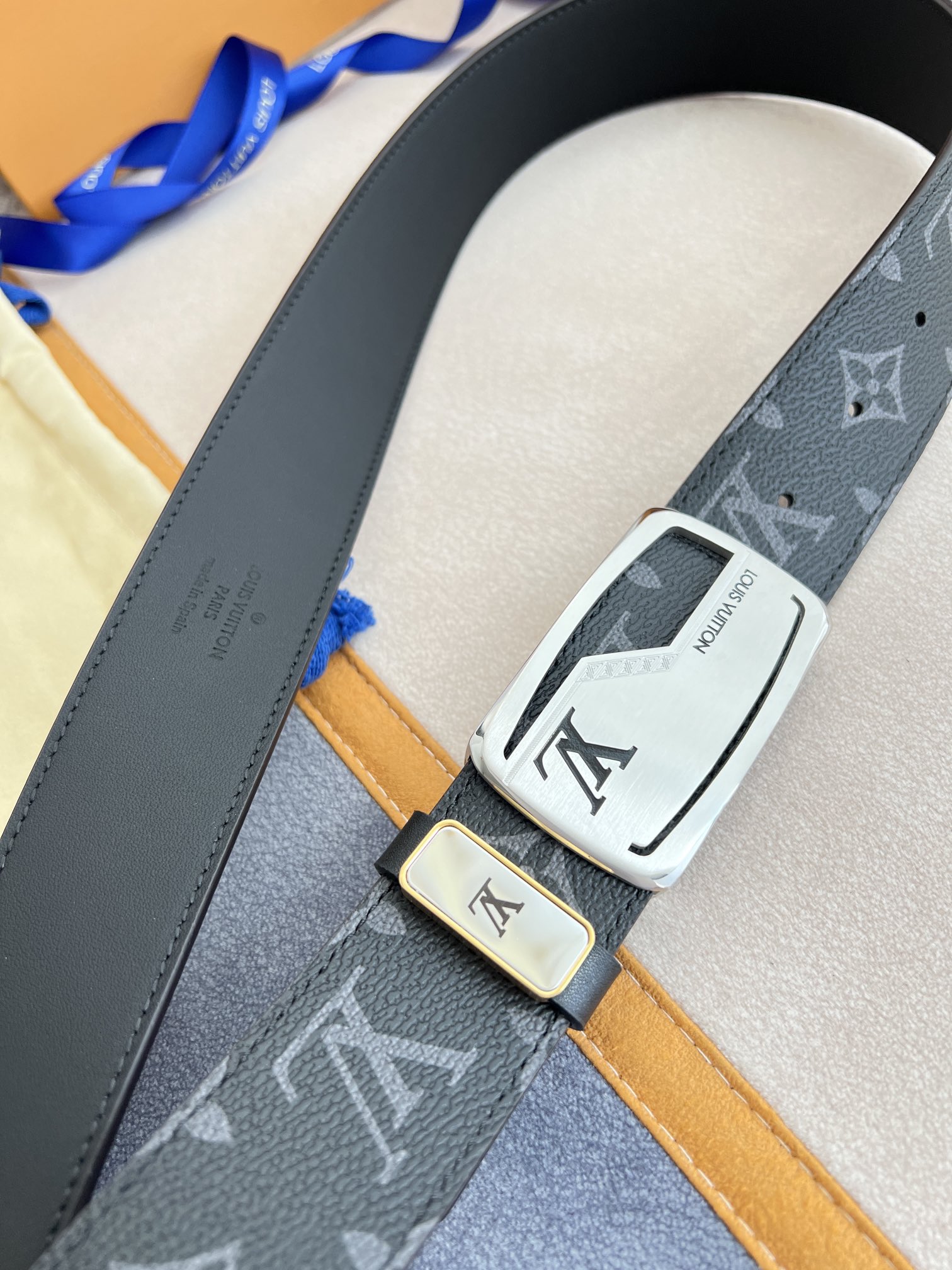 品名LV..路易..威登️腰带皮带原
