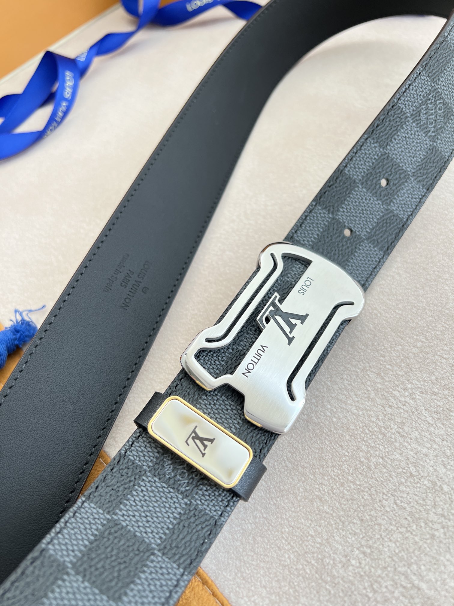 品名LV..路易..威登️腰带皮带原