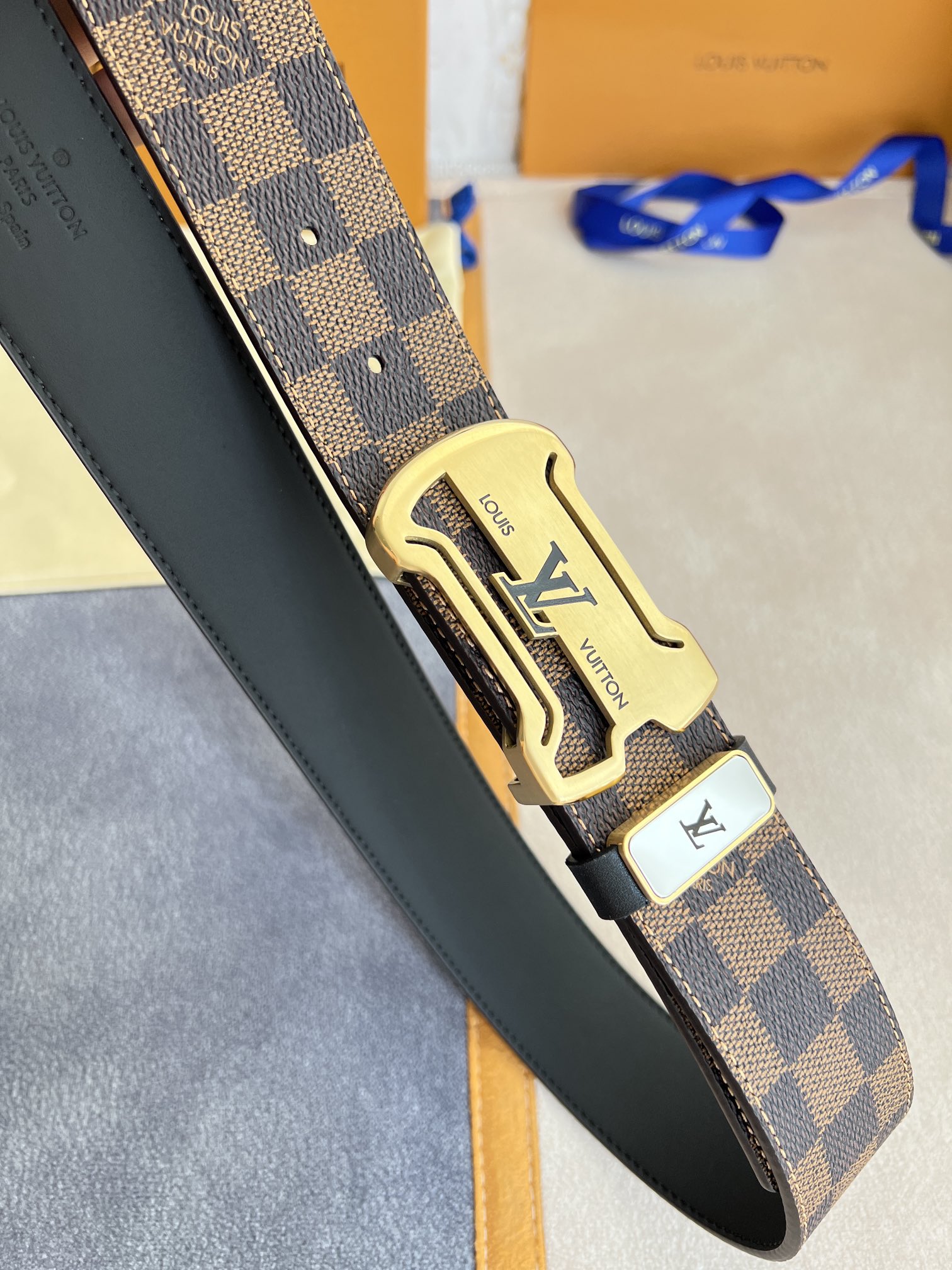 品名LV..路易..威登️腰带皮带原