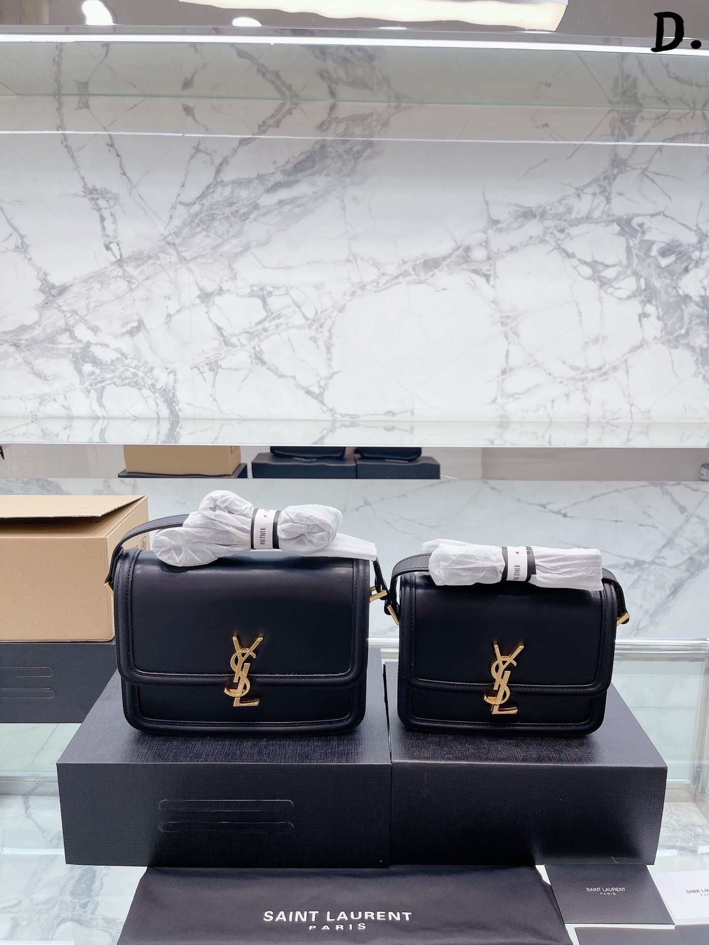 小牛皮  Saint Laurent 圣罗兰 YSL  solferino豆腐包 专柜压痕品质 2022 IT BAG_必火爆款，  Saint Laurent 圣罗兰 YSL  Solferino 手感及皮面的柔韧度都非常好 全新设计的“L”字母上下对半开扣 尺寸 大号23 14cm 小号18 14cm 折叠礼盒