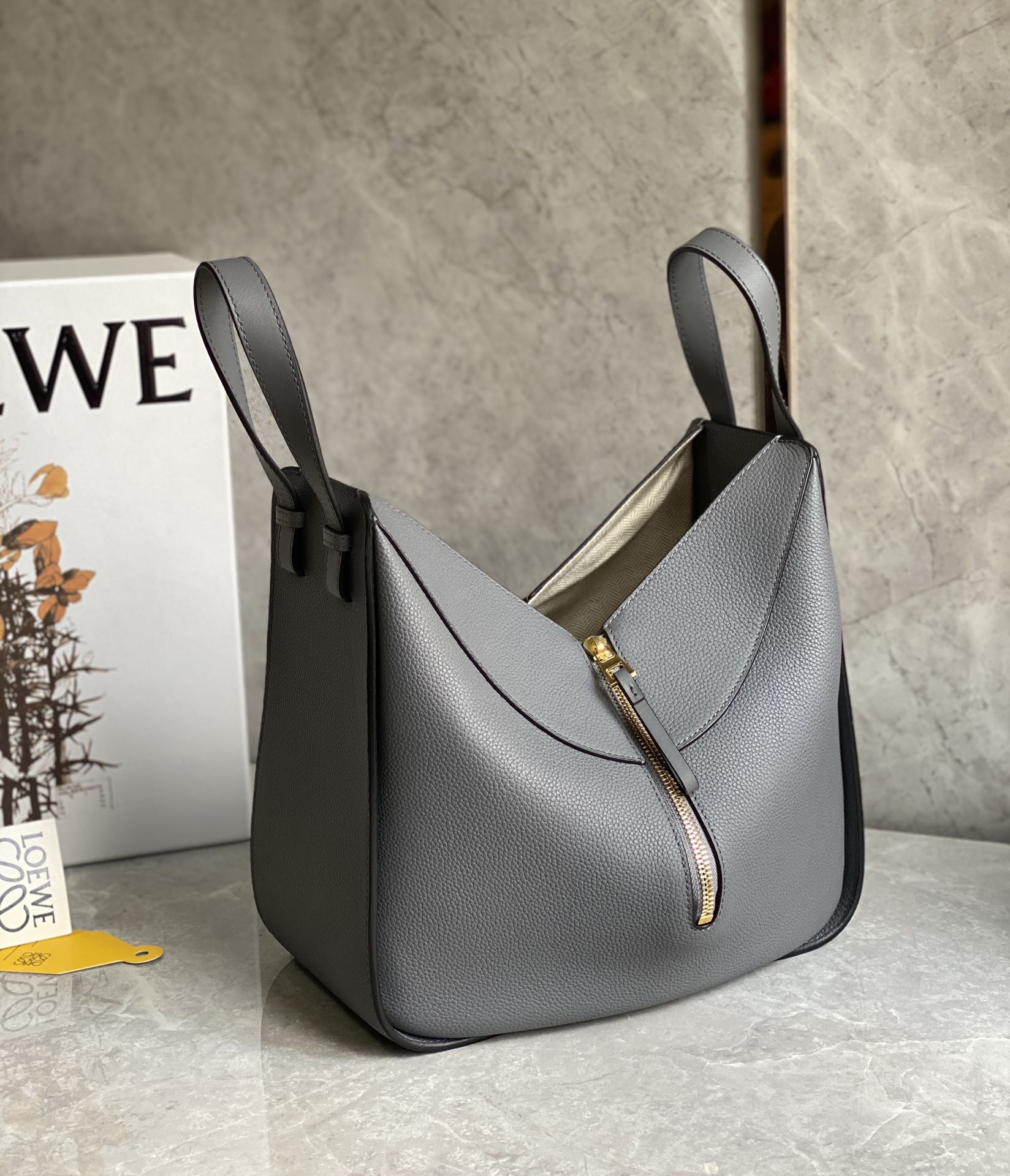 LOEWE罗意威 Hammock bag吊床包 0216小号沥青灰