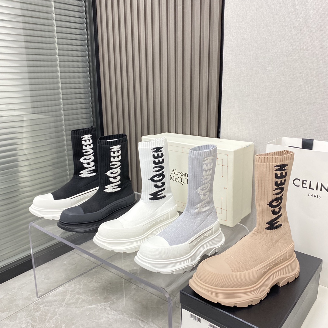 Calcetines y zapatos McQueen en cinco colores🌈