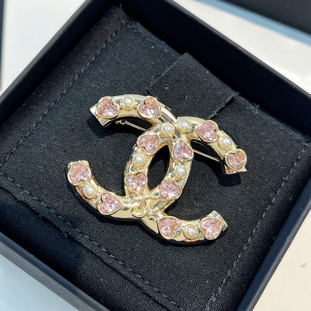 新款☑️CHANEL香奈儿金色双c粉桃心胸针